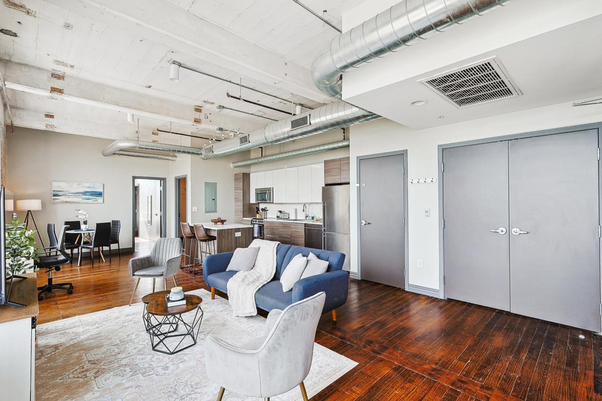 Spacious Downtown Loft-Gym-Pool-Free Valet Parking Apartment Dallas Exterior photo